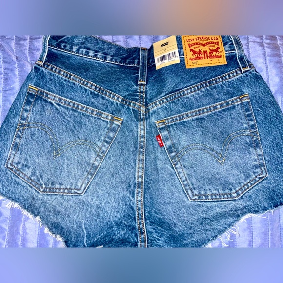 Levi’s 501 Shorts High-Rise Distressed Size 25 - Picture 3 of 6